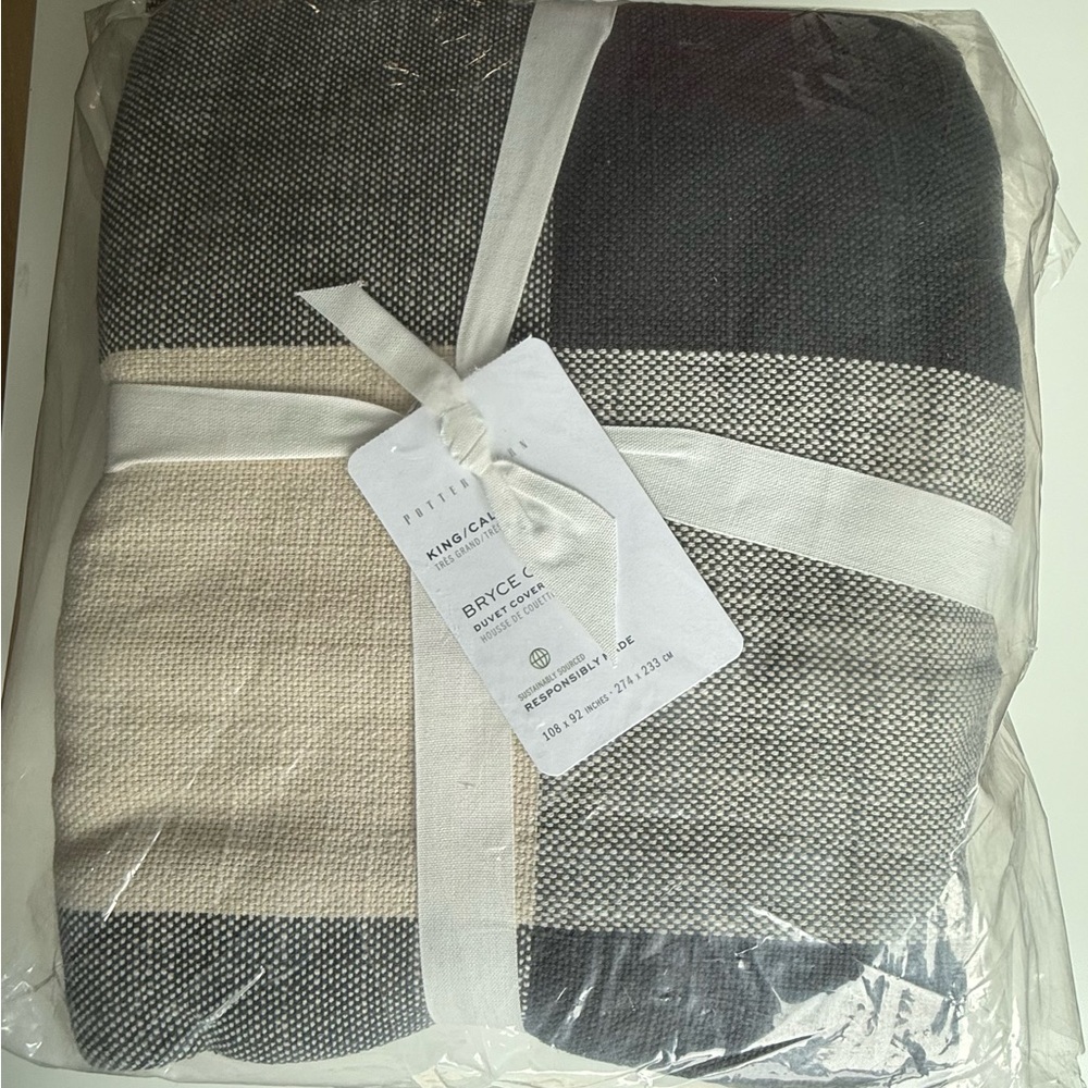 Potterybarn Bryce Buffalo Check Black & Cream King/Cal King Duvet + st shams